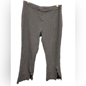 Black and White Striped Pants cropped